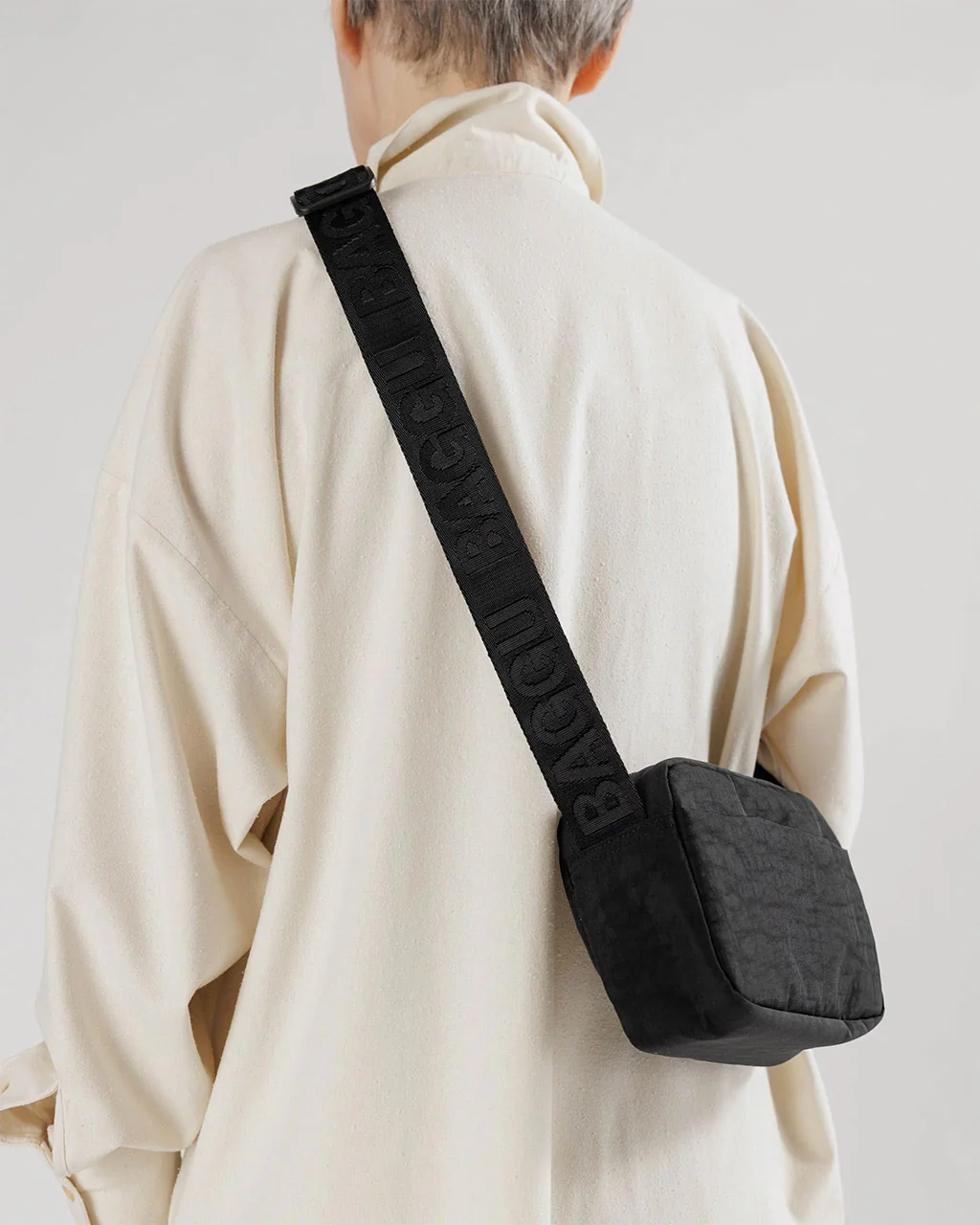 Baggu Camera Crossbody - Image 4
