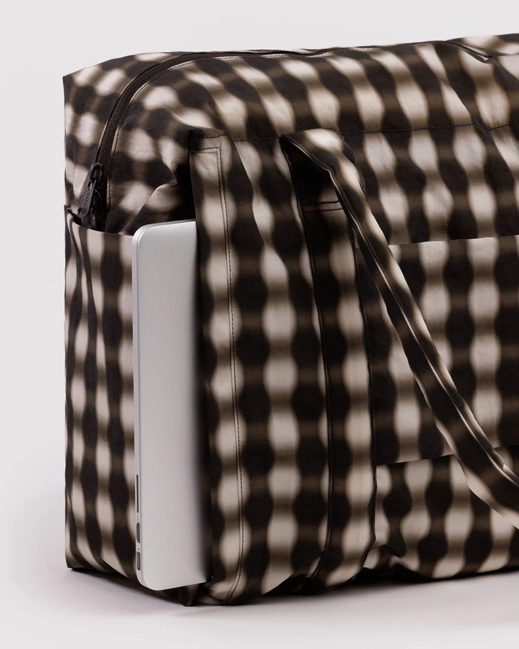 Baggu Cloud Carry-on - Image 49