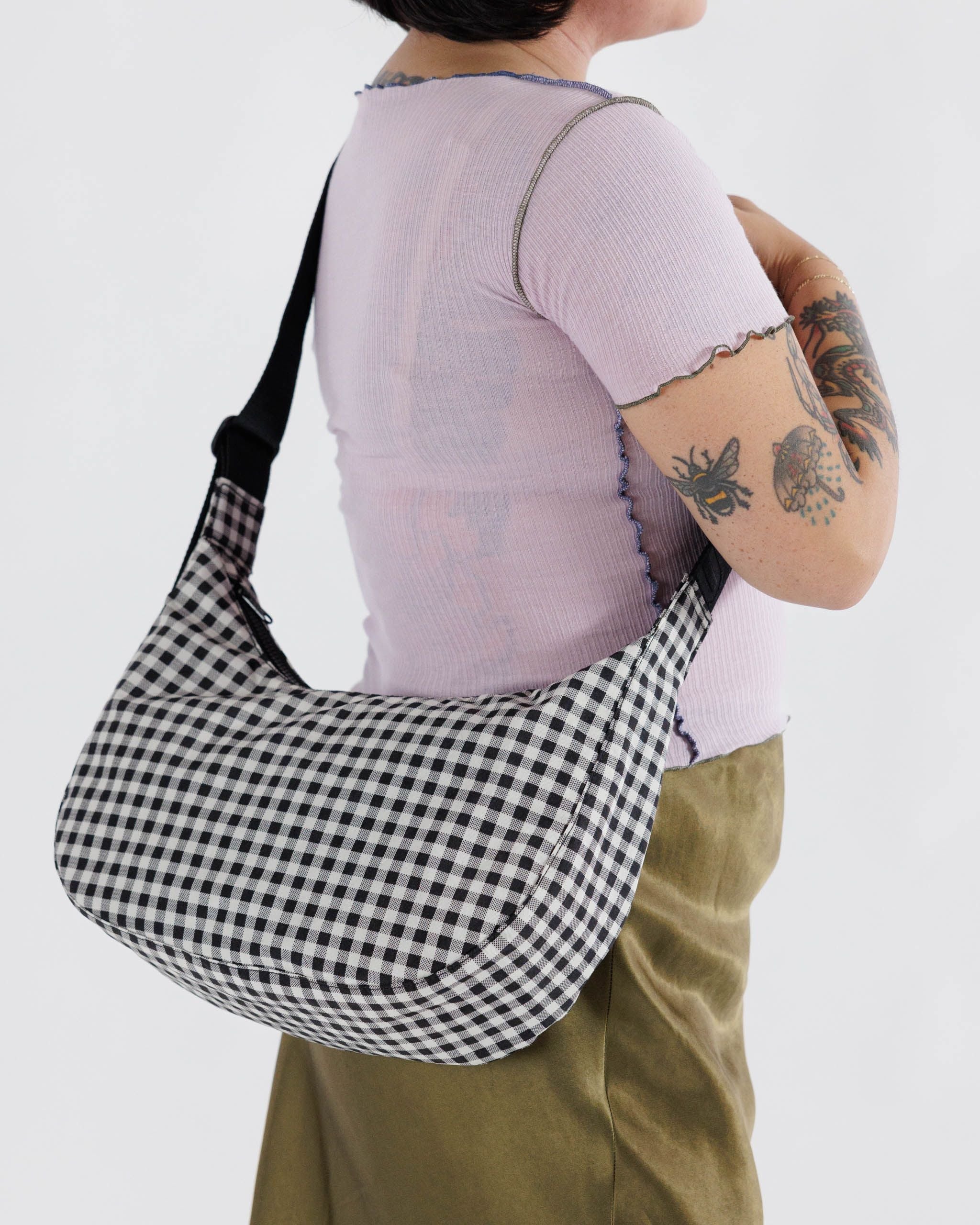 Baggu Medium Nylon Crescent Bag - Image 7