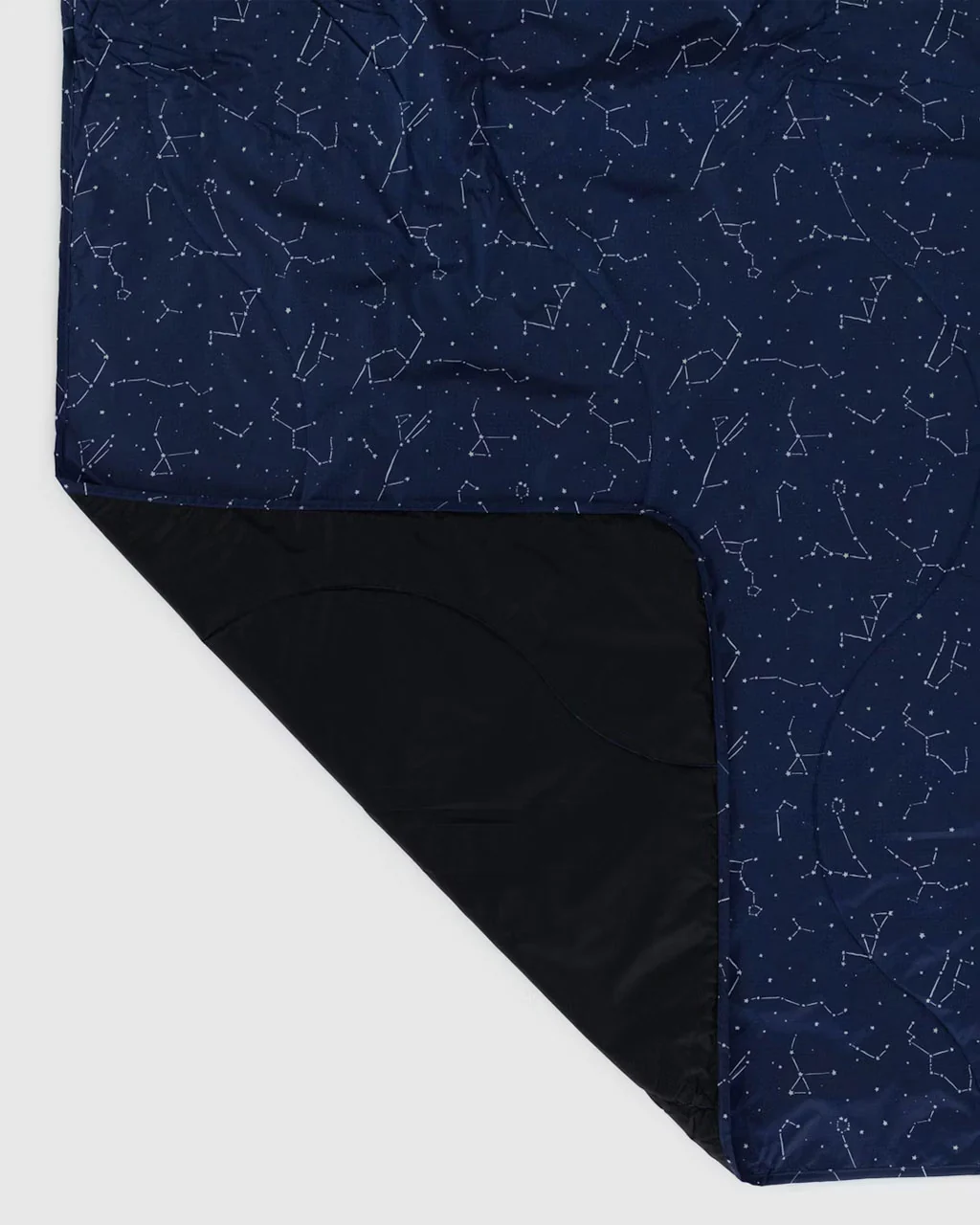 Baggu Puffy Picnic Blanket - Image 22