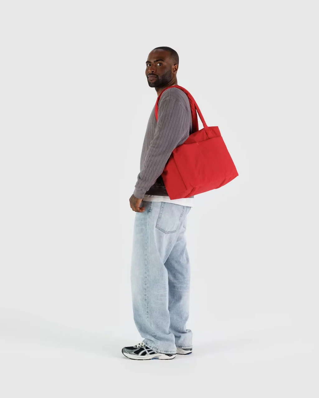 Baggu Small Cloud Carry On - Image 9