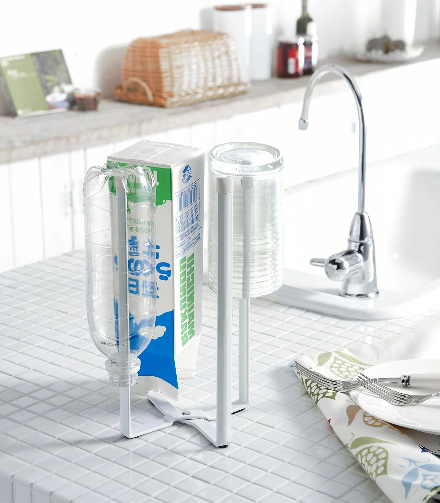 Yamazaki Home Collapsible Bottle Dryer - Image 4