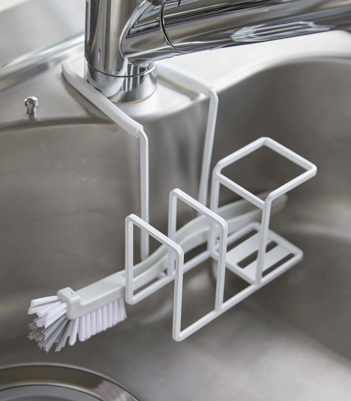 Yamazaki Home Faucet-Hanging Sponge and Brush Holder - Image 7