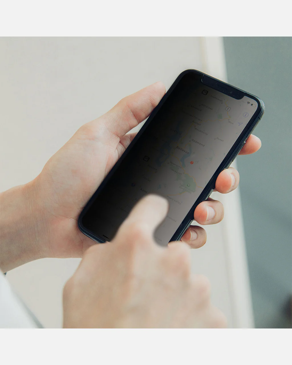 Moshi IonGlass Privacy Screen Protector for iPhone XS Max - Image 4