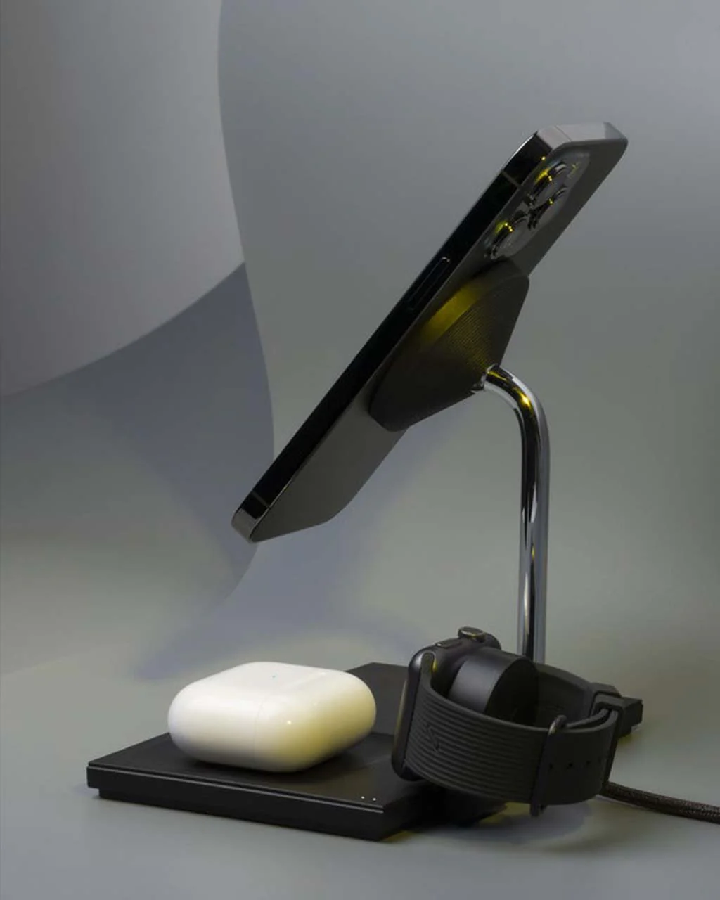 Native Union Snap 3-in-1 Wireless Charger - Image 9