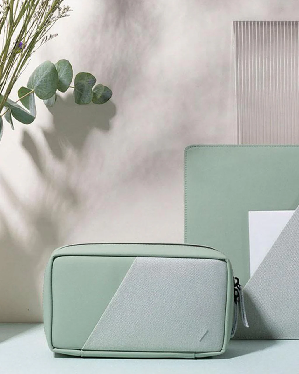 Native Union Stow Slim MacBook Sleeve 13" - Image 6