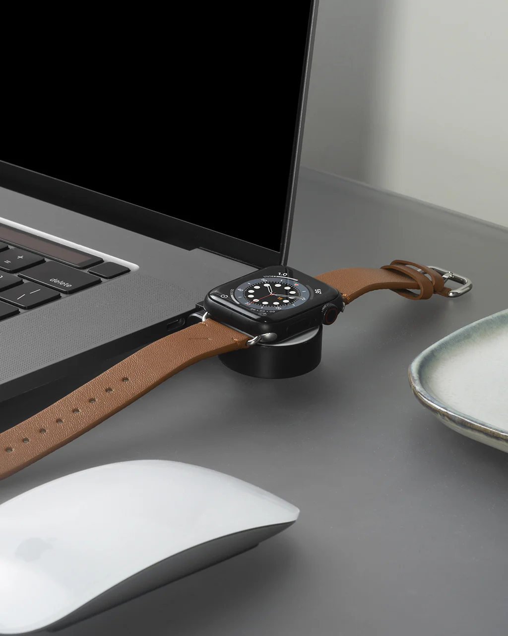 Native Union  USB- C to Apple Watch Puck - Image 4