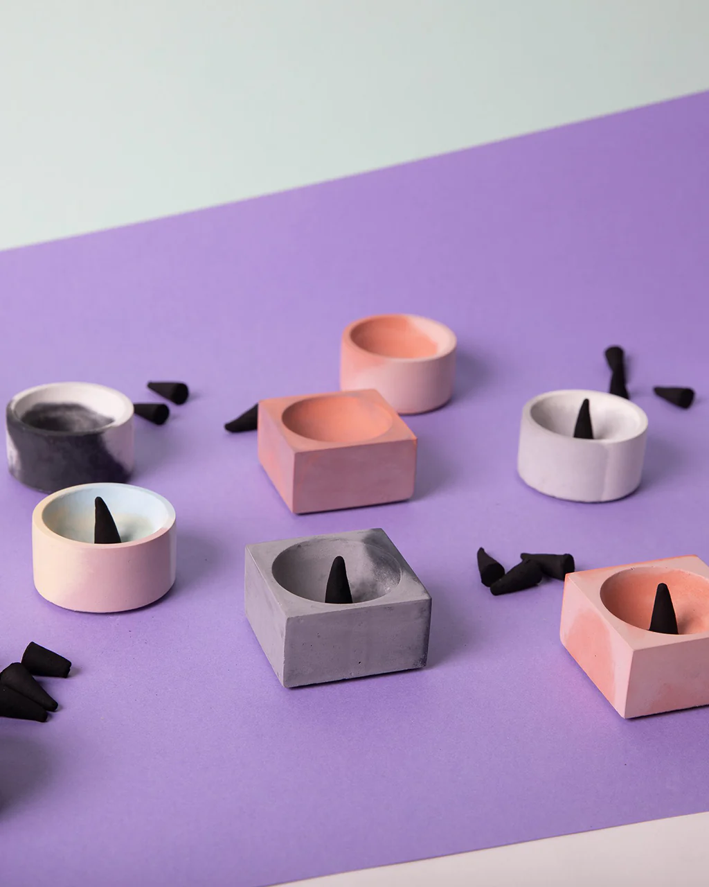 Pretti.Cool Round Incense Holders - Marbled - Image 4