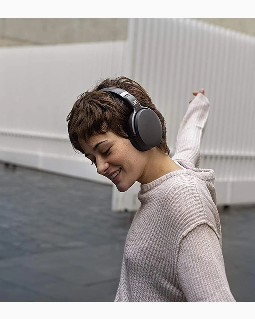 Sennheiser HD 450BT Headphone - Image 8