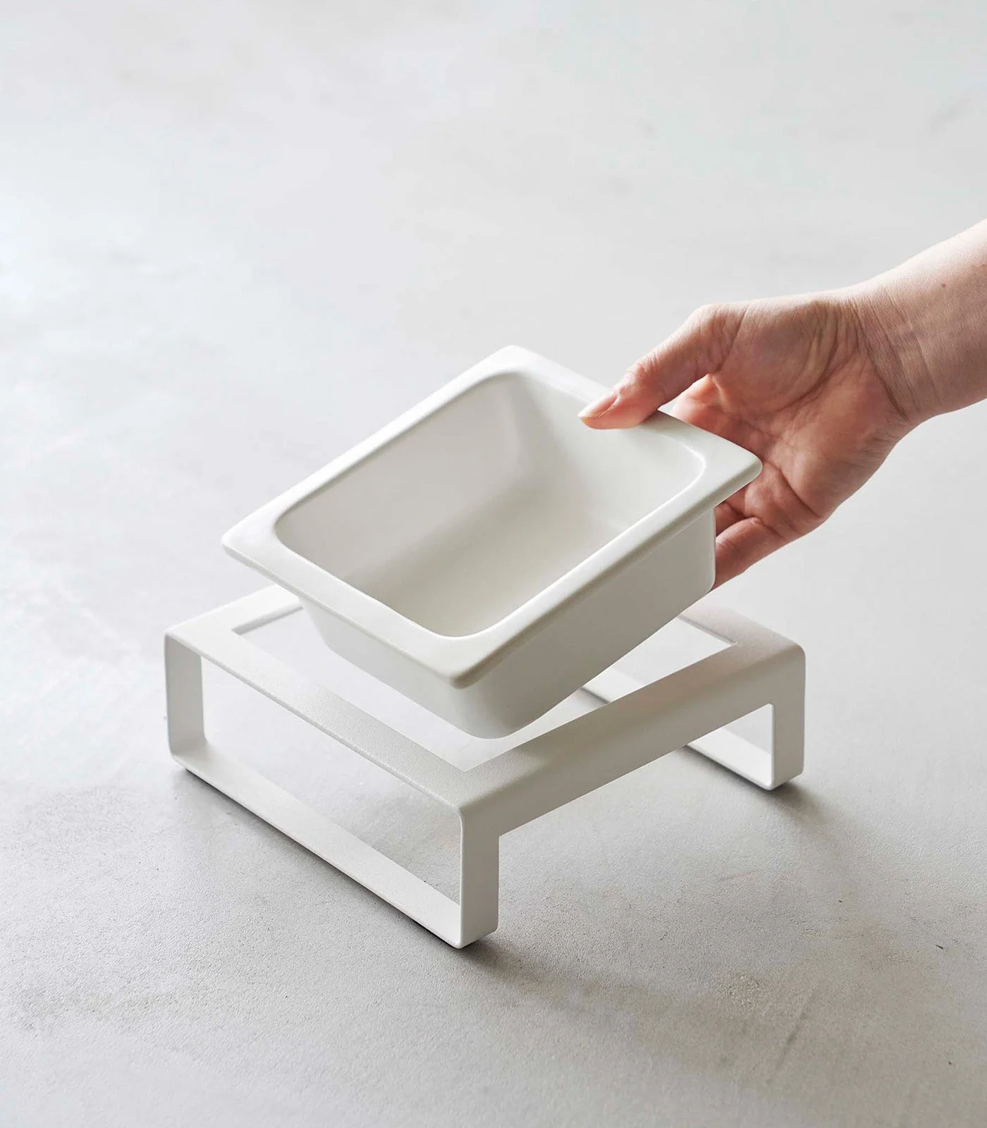 Yamazaki Home Single Pet Food Bowl - Image 3