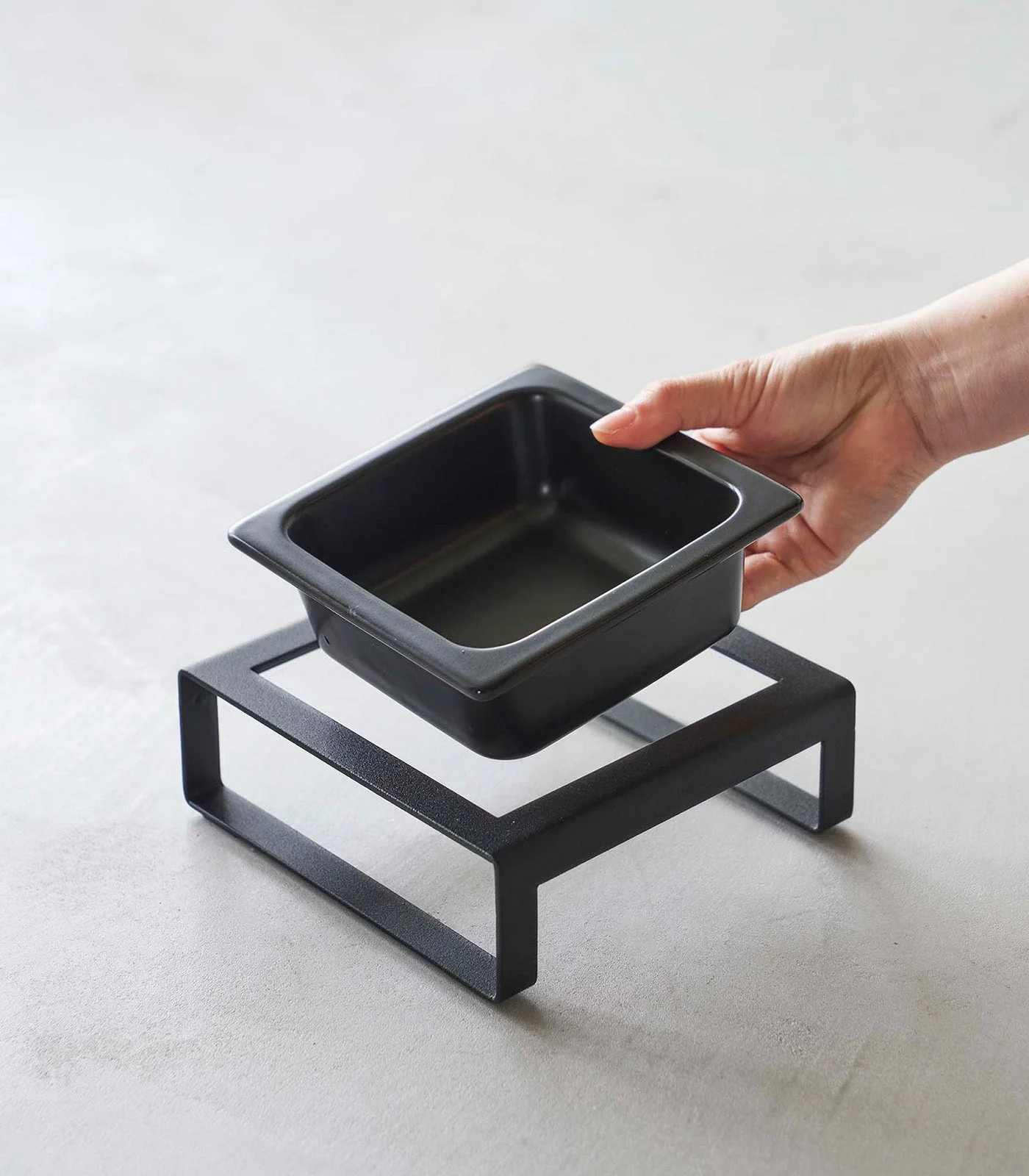Yamazaki Home Single Pet Food Bowl - Image 6