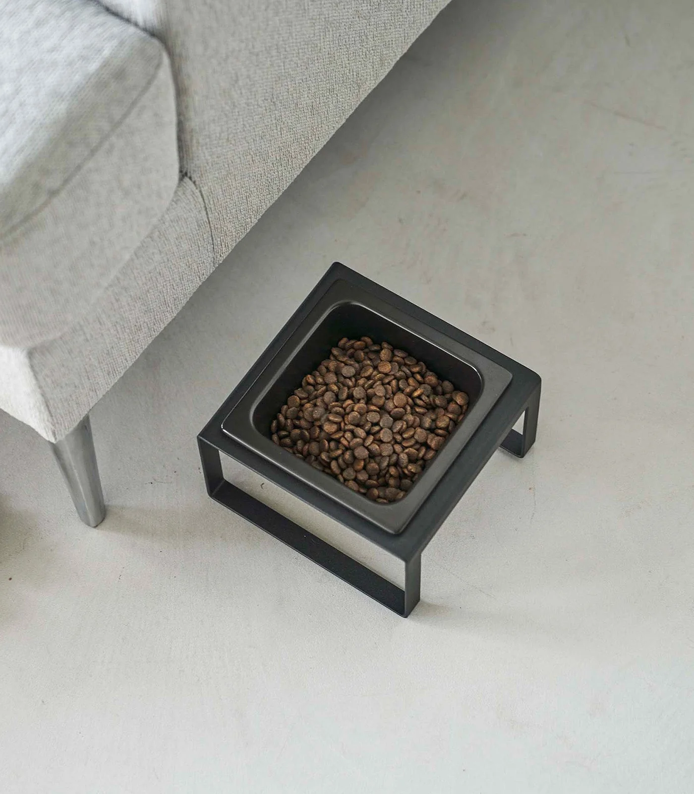 Yamazaki Home Single Pet Food Bowl - Image 10