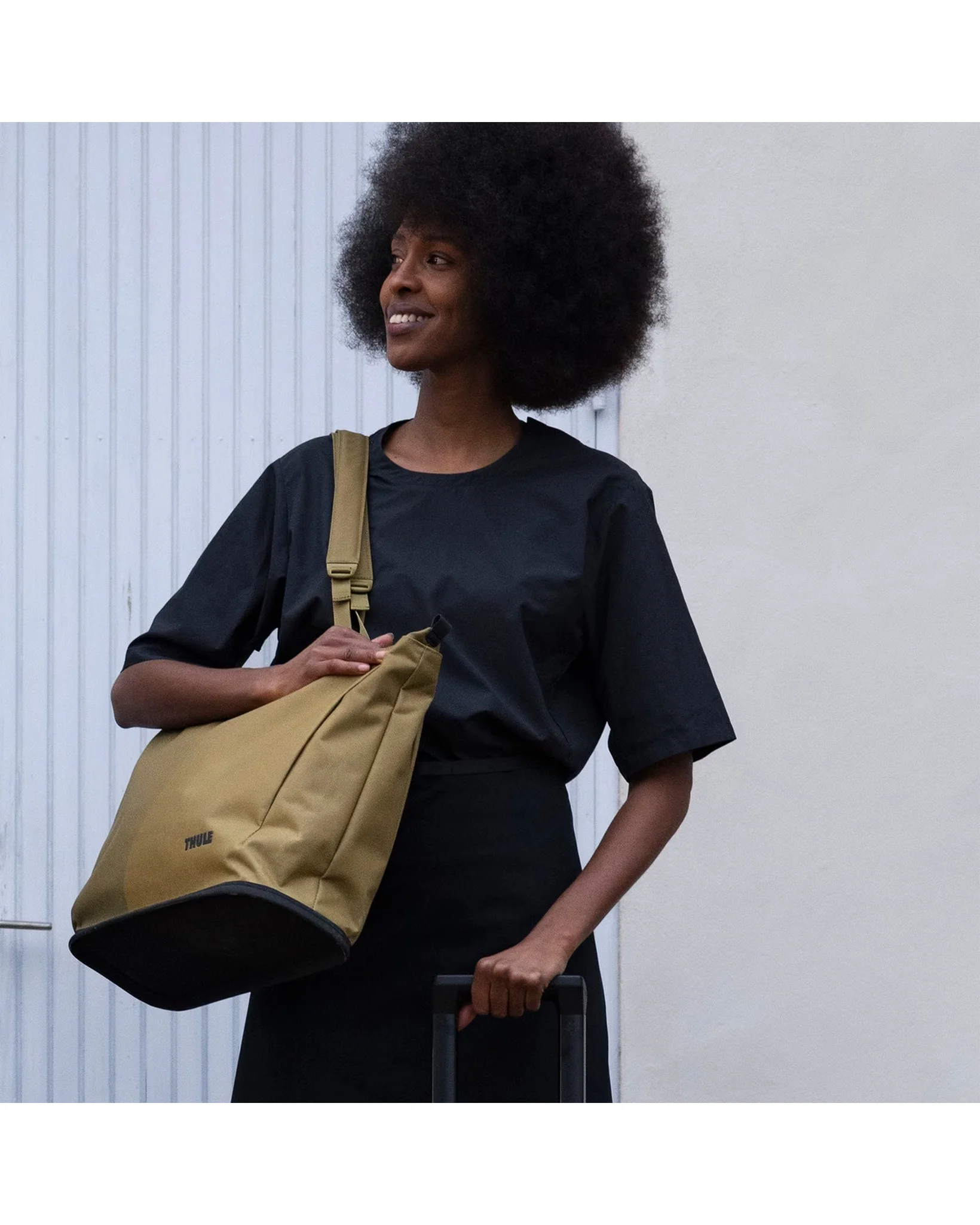 THULE Aion Tote Bag - Image 2