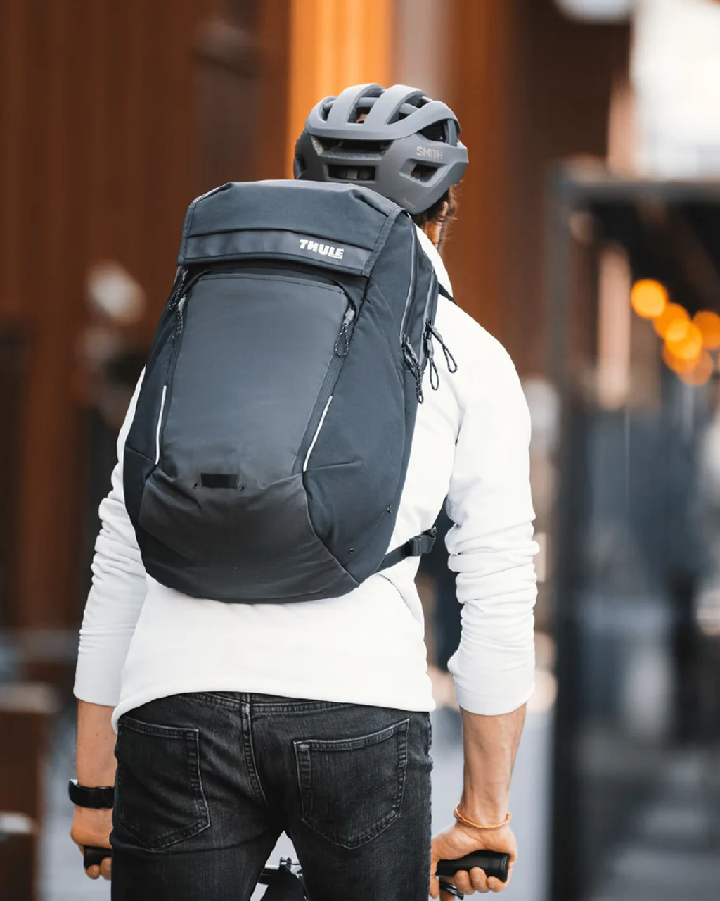 Thule Paramount Commuter Backpack 27L - Image 3