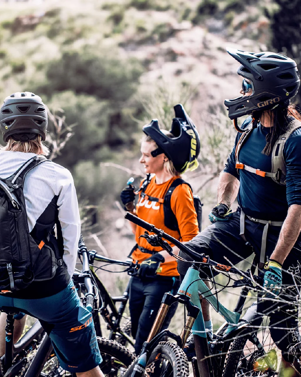 Thule Rail Hydration Pack 12L - Image 6