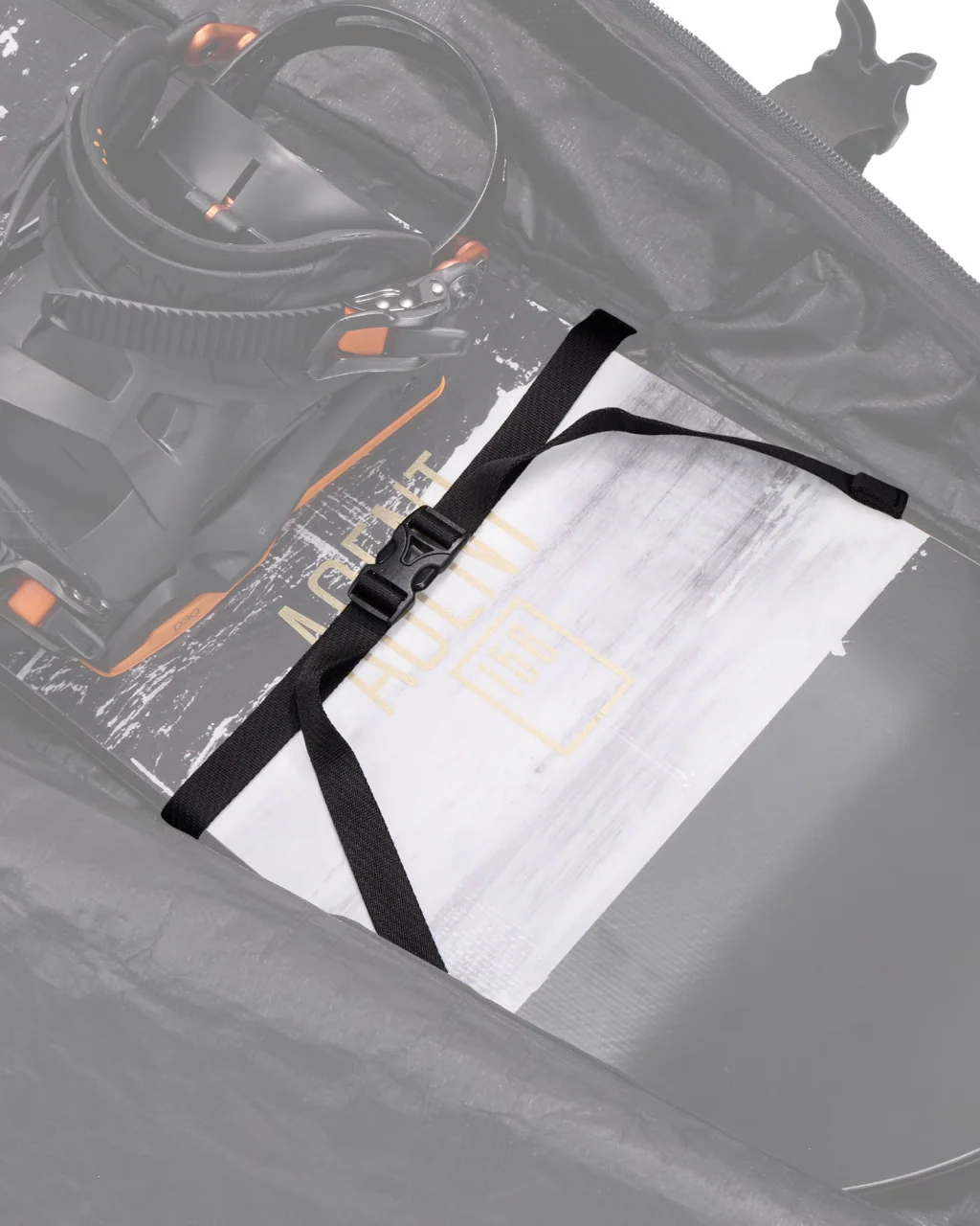 Thule Roundtrip Rolling Snowboard Bag 165cm - Image 9