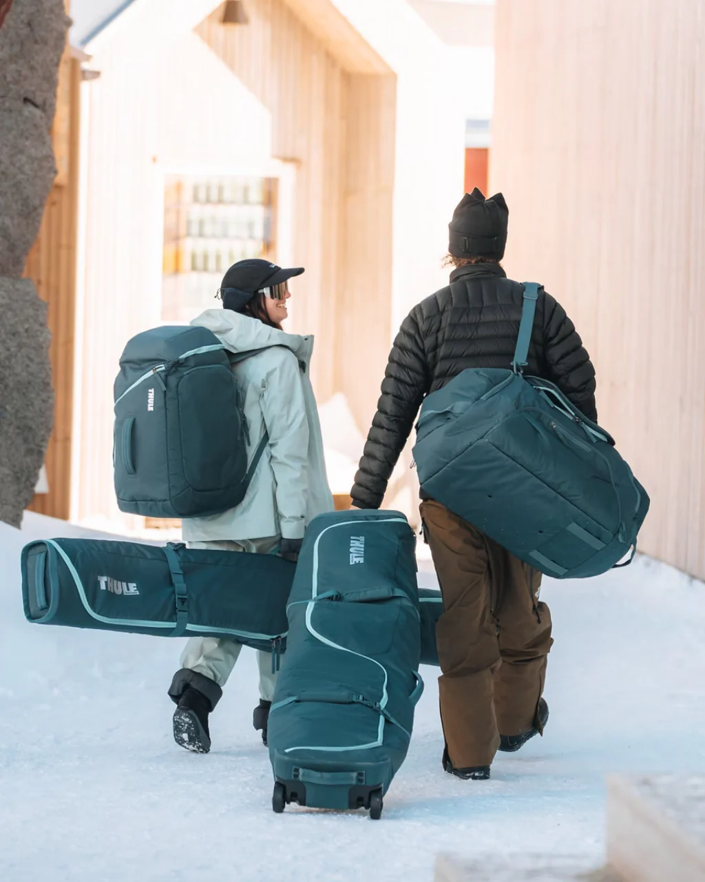 Thule Roundtrip Ski And Snowboard Boot Duffel 80L - Image 15