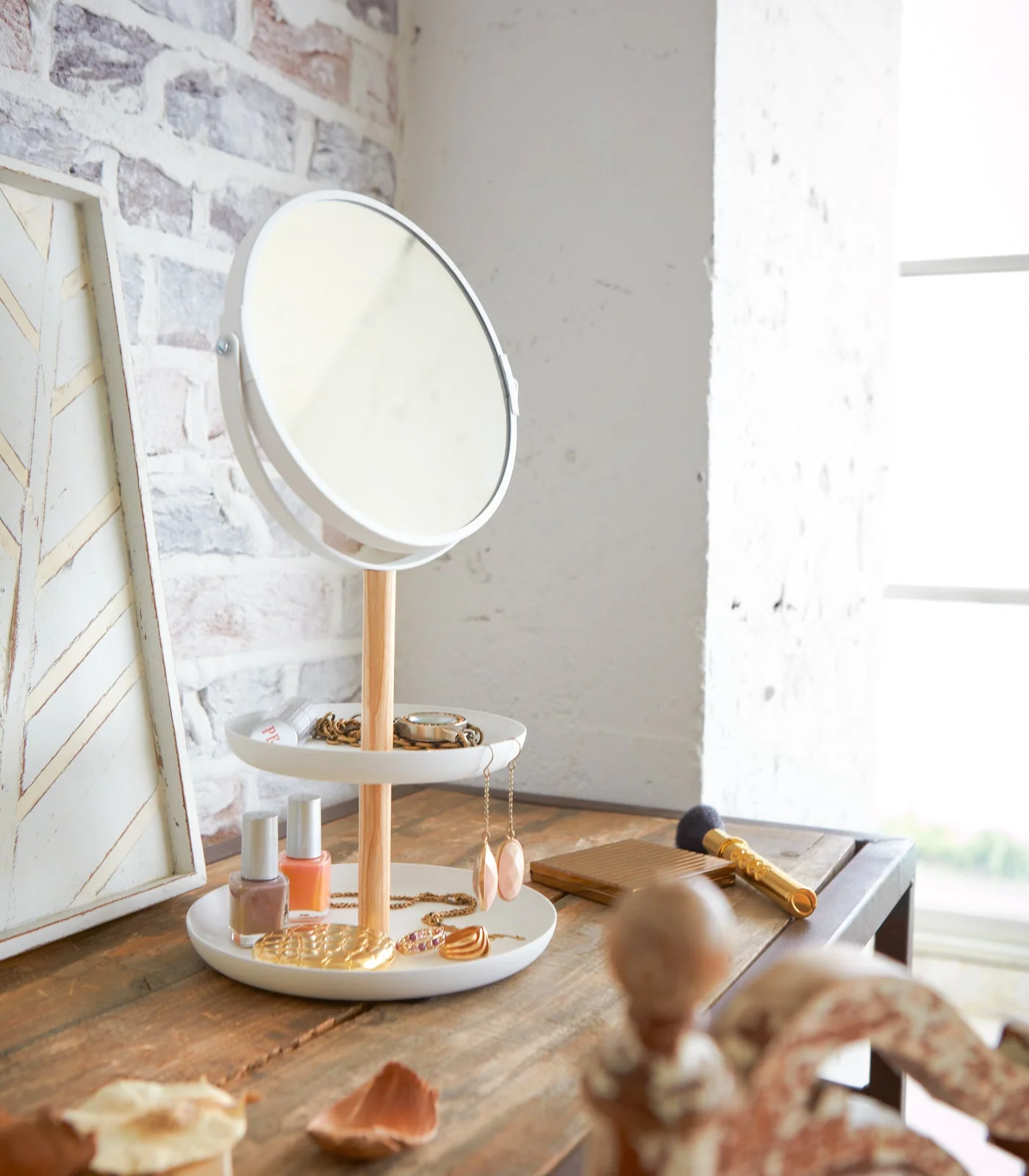 Yamazaki Home Two-Tier Jewelry Tray With Mirror - Image 4